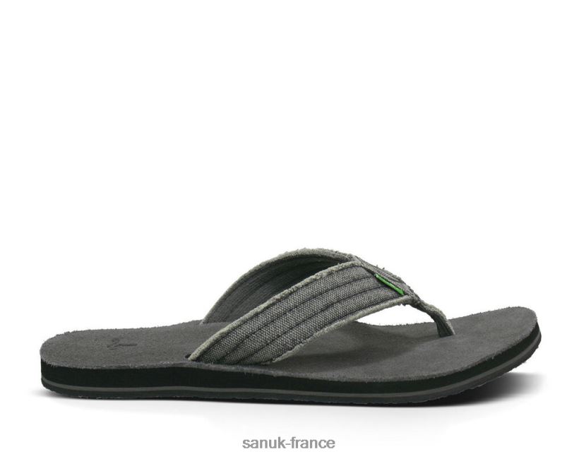 6V4JT0188 charbon Sanuk pas peur